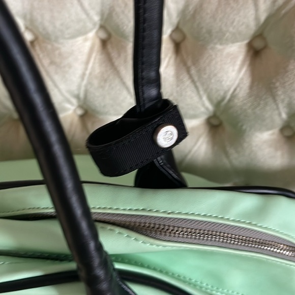 Lululemon Sweat Once a day yoga/gym/weekender bag - Picture 9 of 9